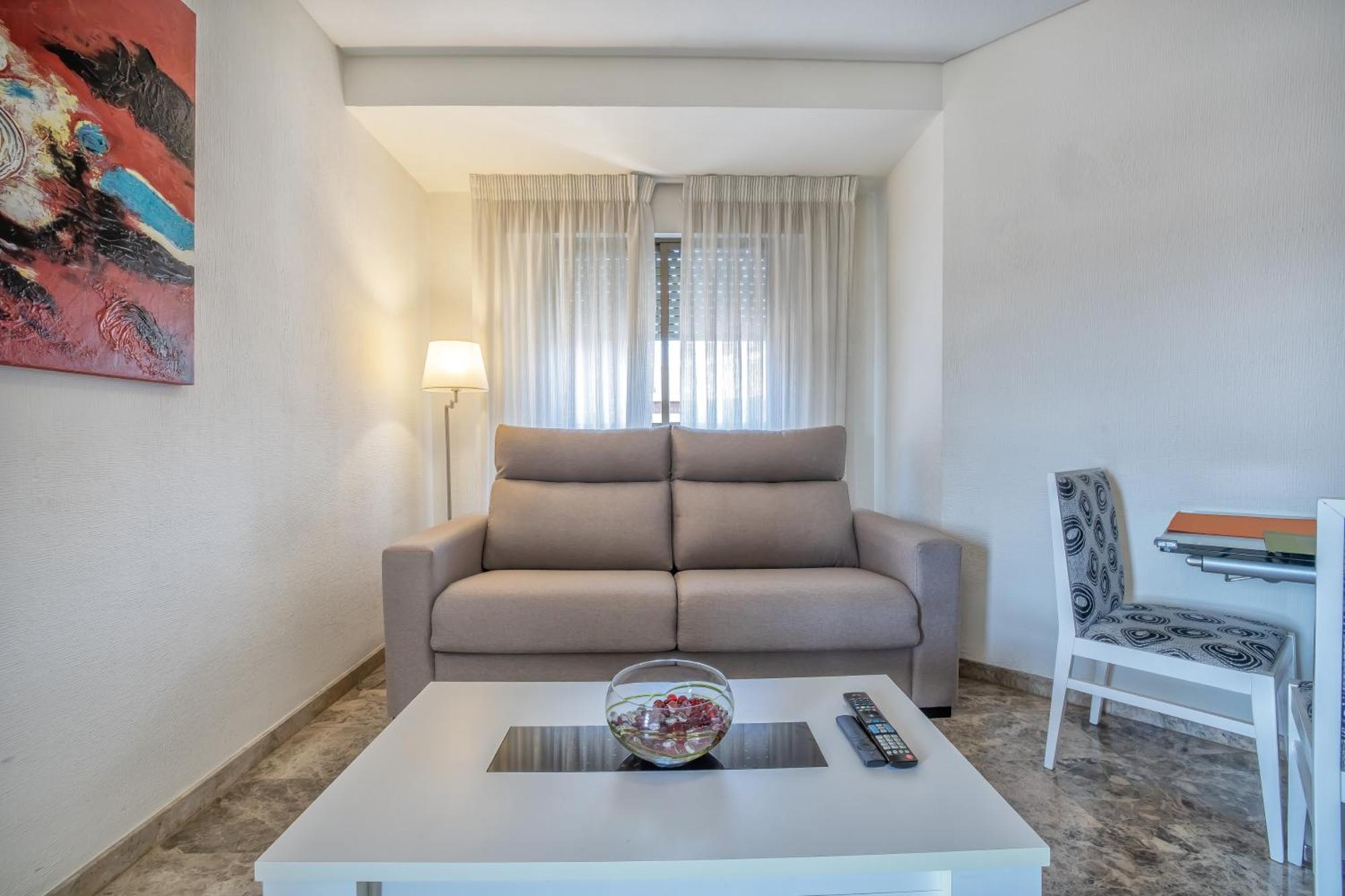 R & T Cordoba Center Apartamentos - Parking Zewnętrze zdjęcie
