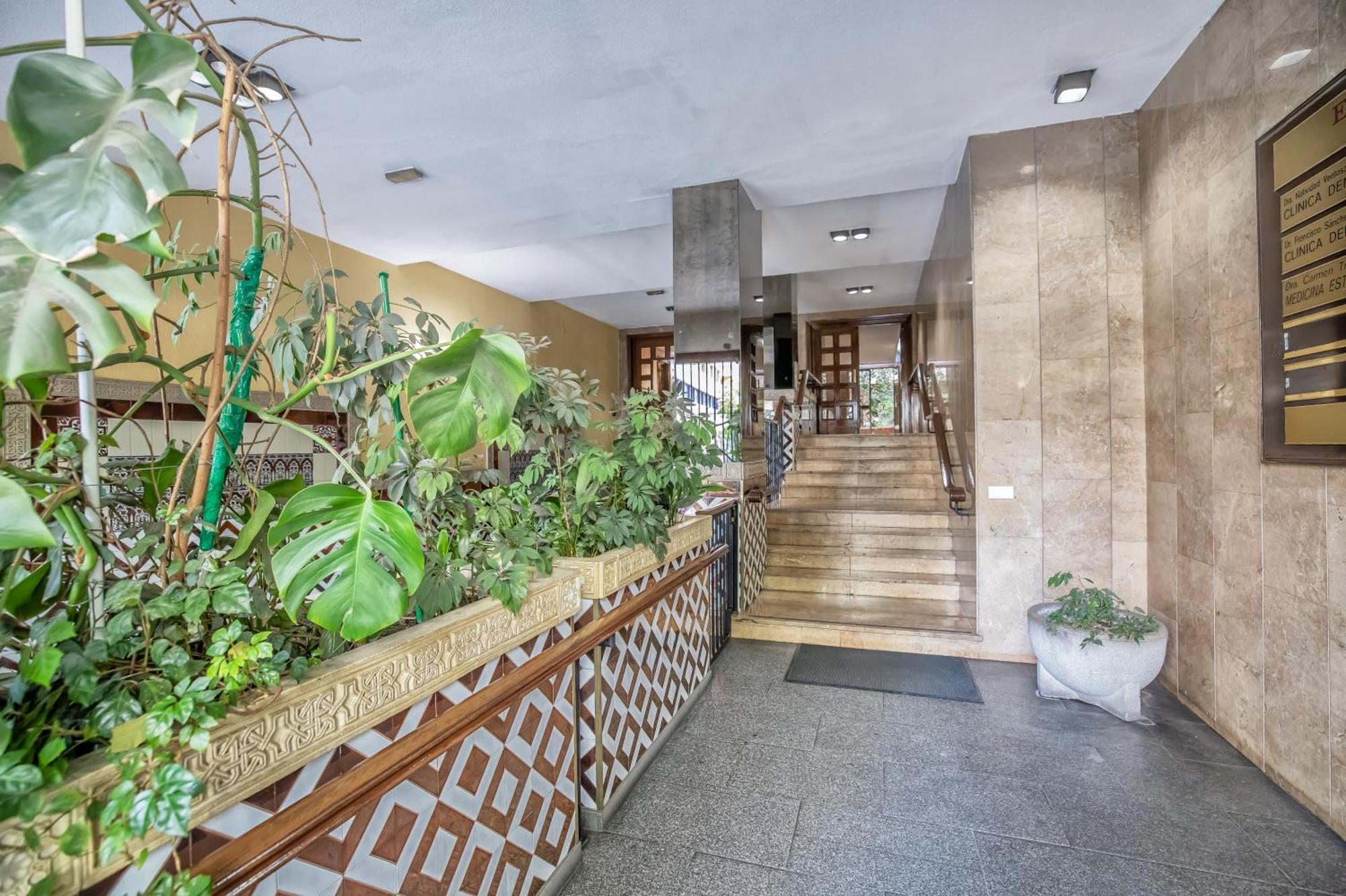 R & T Cordoba Center Apartamentos - Parking Zewnętrze zdjęcie