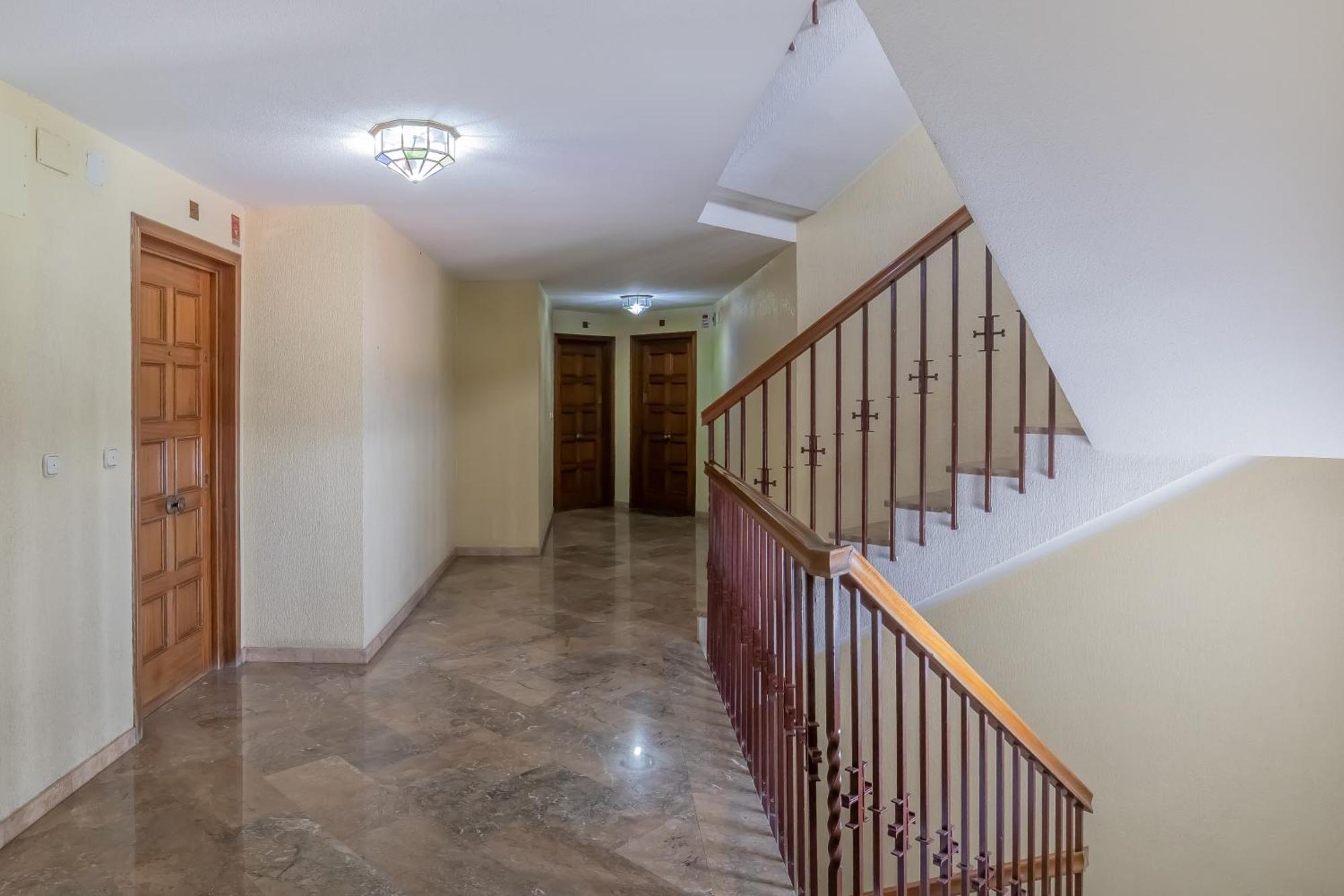 R & T Cordoba Center Apartamentos - Parking Zewnętrze zdjęcie